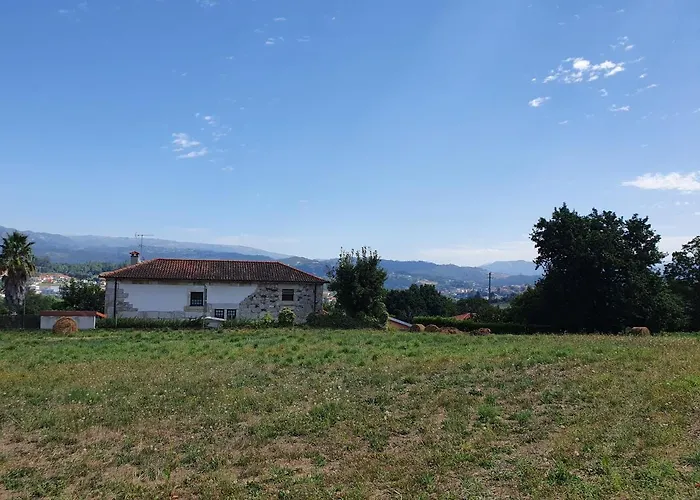 Casa Dos Chaos بيت للعطل كابيسيراس دى باستو