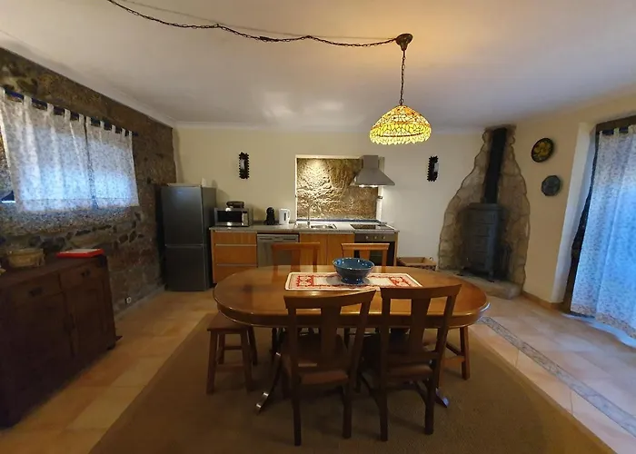 بيت للعطل Casa Dos Chaos كابيسيراس دى باستو