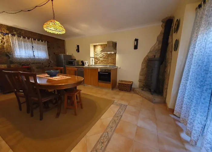 بيت للعطل Casa Dos Chaos كابيسيراس دى باستو